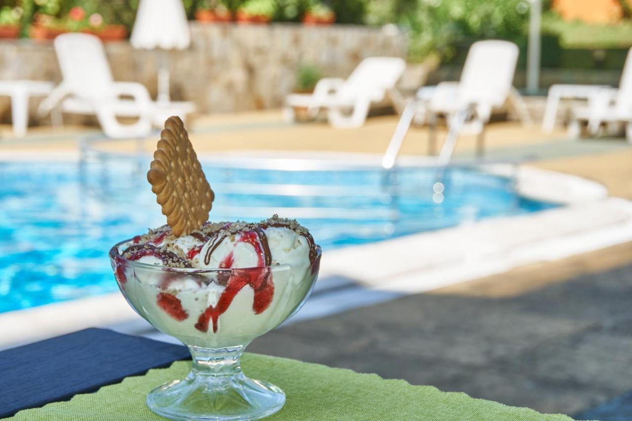 Hotel Sea Star Приморско Zewnętrze zdjęcie